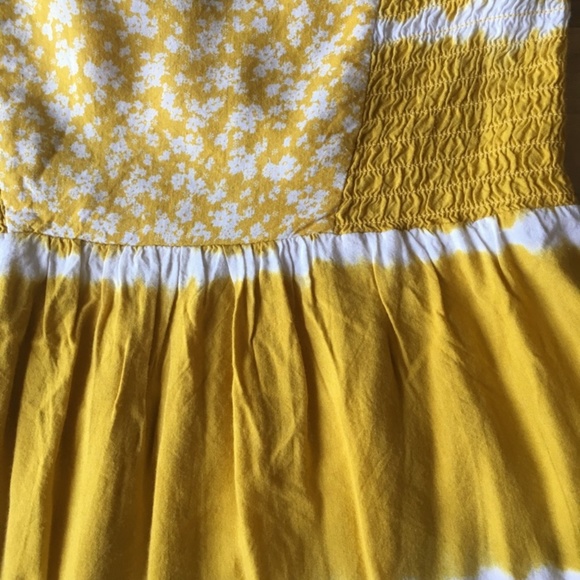 ✨Pretty Rebellious Strapless Top Size: Small - Picture 4 of 5